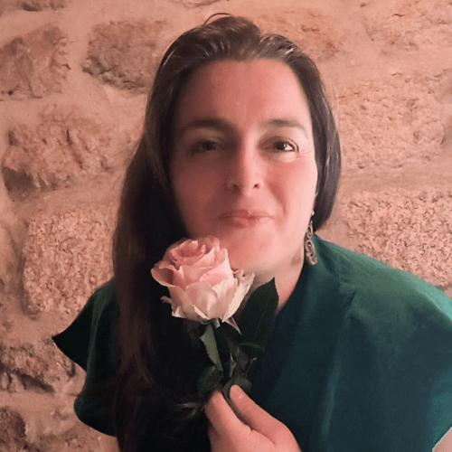 Amandine 2 500 x 500 Michel LEGER, conférencier et coach, ami non praticien chez TYM Bien-Être