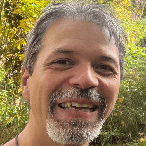 cedric riviere 500x500 Portrait d'Amandine PELLIZZARI